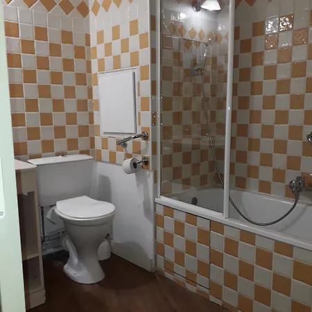 Dans Résidence Avec Piscine Vue Appartement *